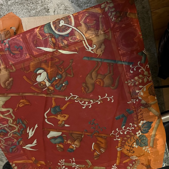 Salvatore Ferragamo silk sheer scarf 34x34-orange and reds - Picture 2 of 10